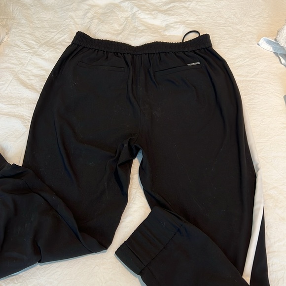 MICHAEL KORS black jogger with contrast - Picture 5 of 11